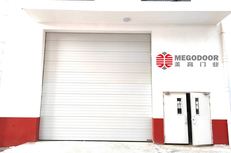 杭州电动提升门插图5