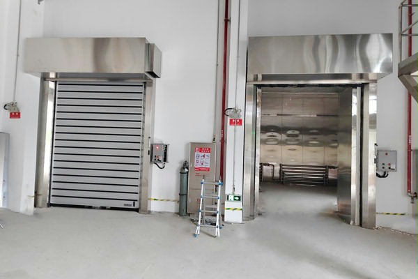 杭州保温涡轮硬质快速门：工业环境中的高效节能之选插图