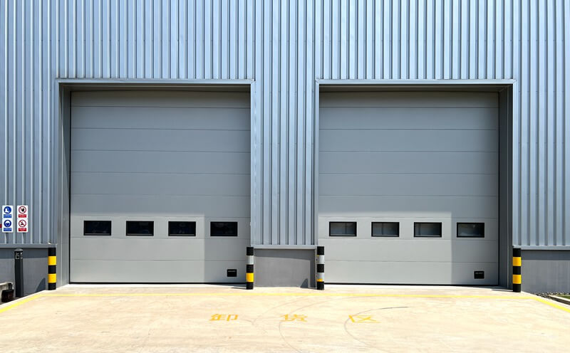 杭州抗风电动遥控工业提升门插图2