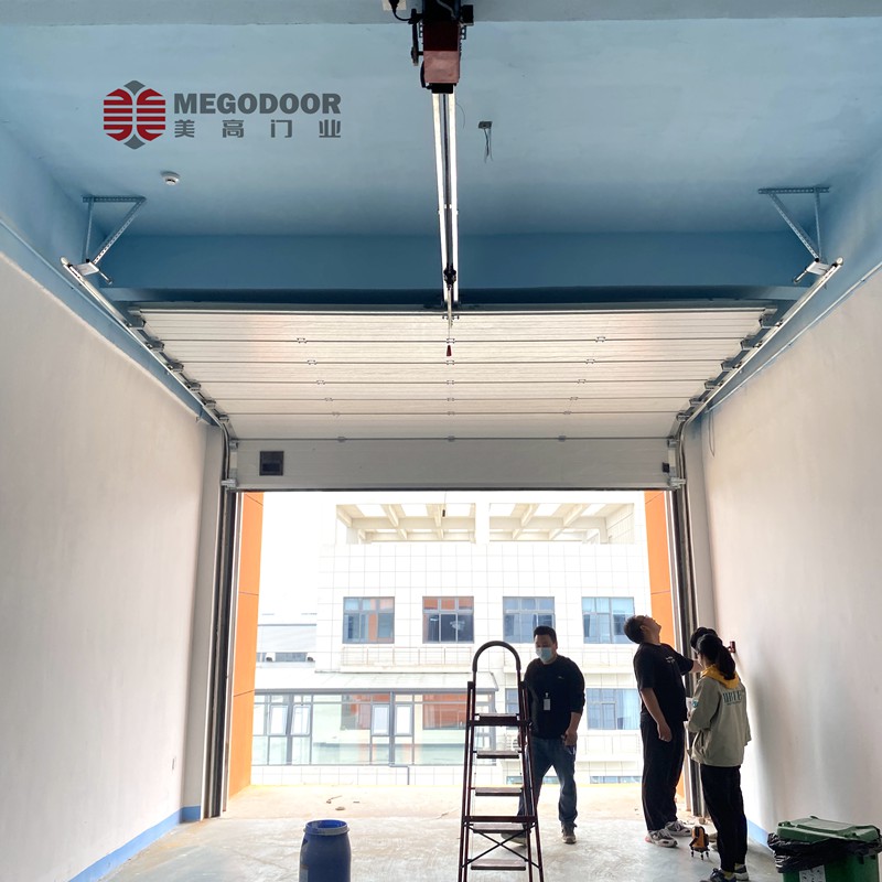 杭州车间出货口电动滑升门插图1