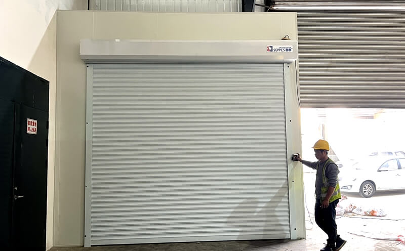 杭州新厂房高等钢制铝合金卷帘门：坚固、智能、定制化的工业防护之选插图2