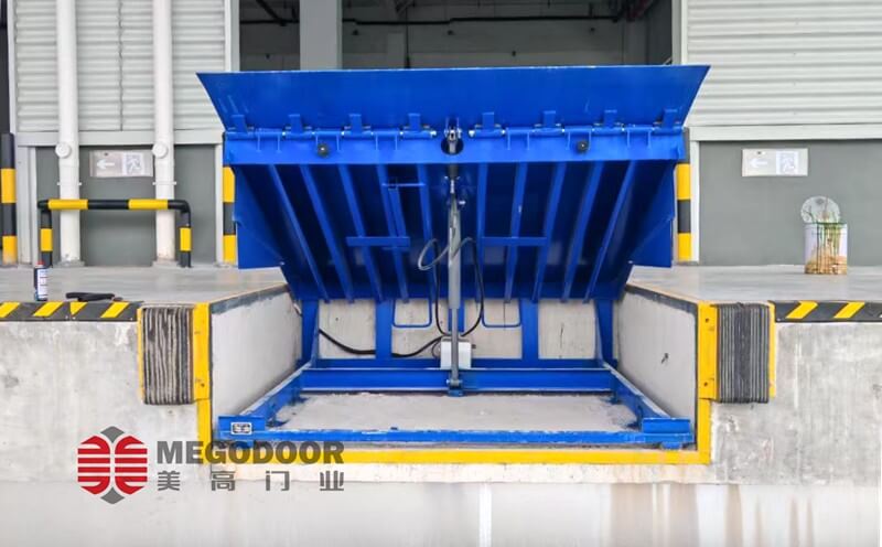 杭州高效安全的货物转运枢纽：美高电动液压装卸平台技术解析插图1