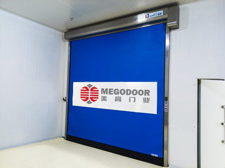 杭州洁净室为什么越来越多使用PVC快速门?美高门业带您了解缩略图 杭州洁净室为什么越来越多使用PVC快速门?美高门业带您了解缩略图