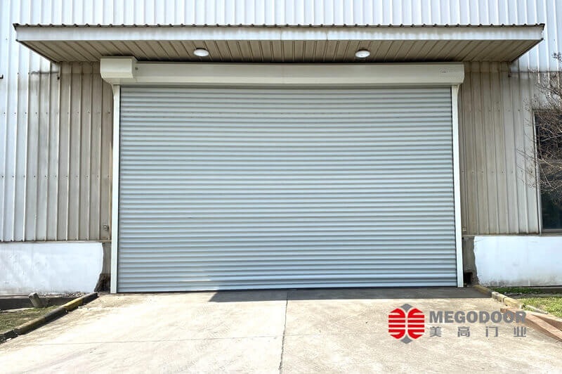 杭州工业卷帘门厂家|支持多材质定制的工厂卷帘门解决方案插图 杭州工业卷帘门厂家|支持多材质定制的工厂卷帘门解决方案插图