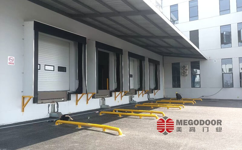 杭州冷库保温充气门封｜美高门业冷链装卸口密封解决方案缩略图